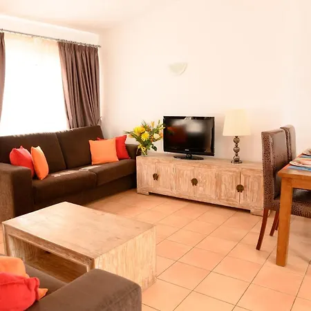 Island Village Vila *