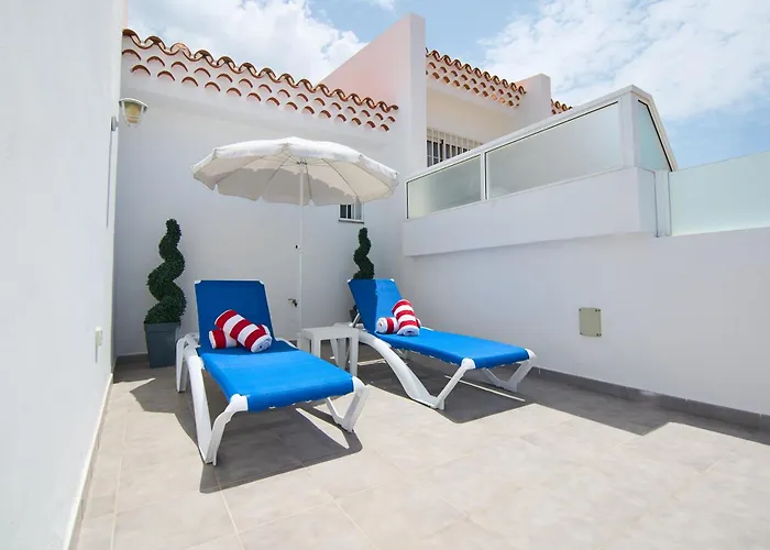 Vila Island Village *