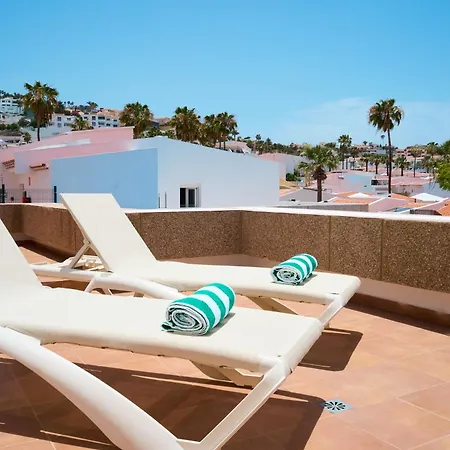 Island Village Вилла *